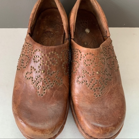 Ariat Tan Leather Slip-On Shoes With Stud Detail Size 7 - Picture 1 of 12